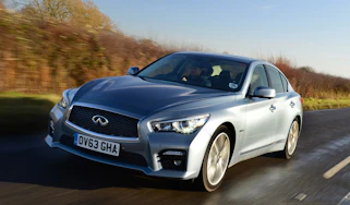 Infiniti Q50 Hybrid front tracking