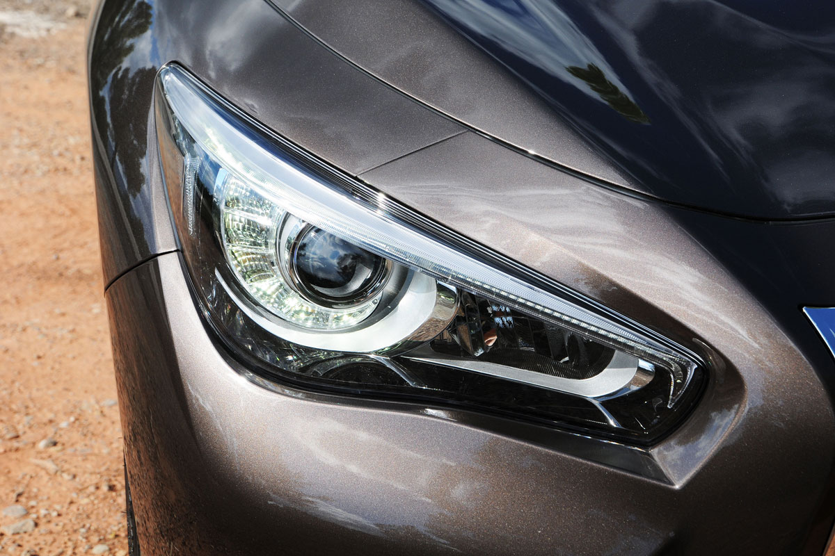 Infiniti Q50 headlight