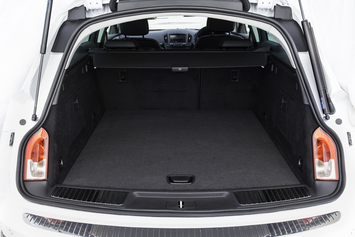 Vauxhall Insignia Country Tourer boot