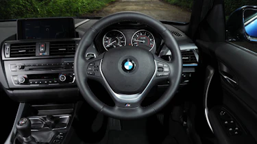 BMW 125i interior