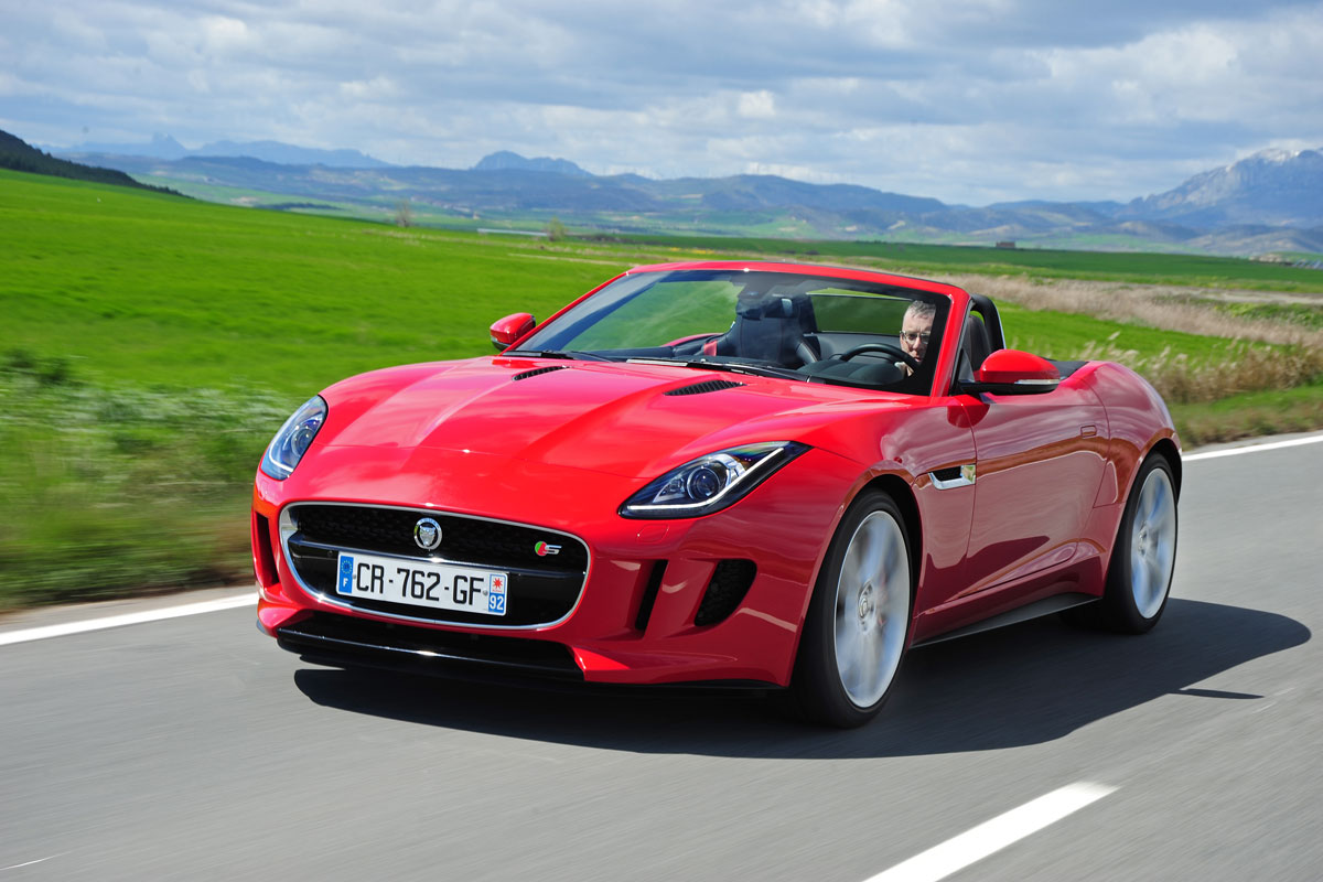 Jaguar F-Type front tracking