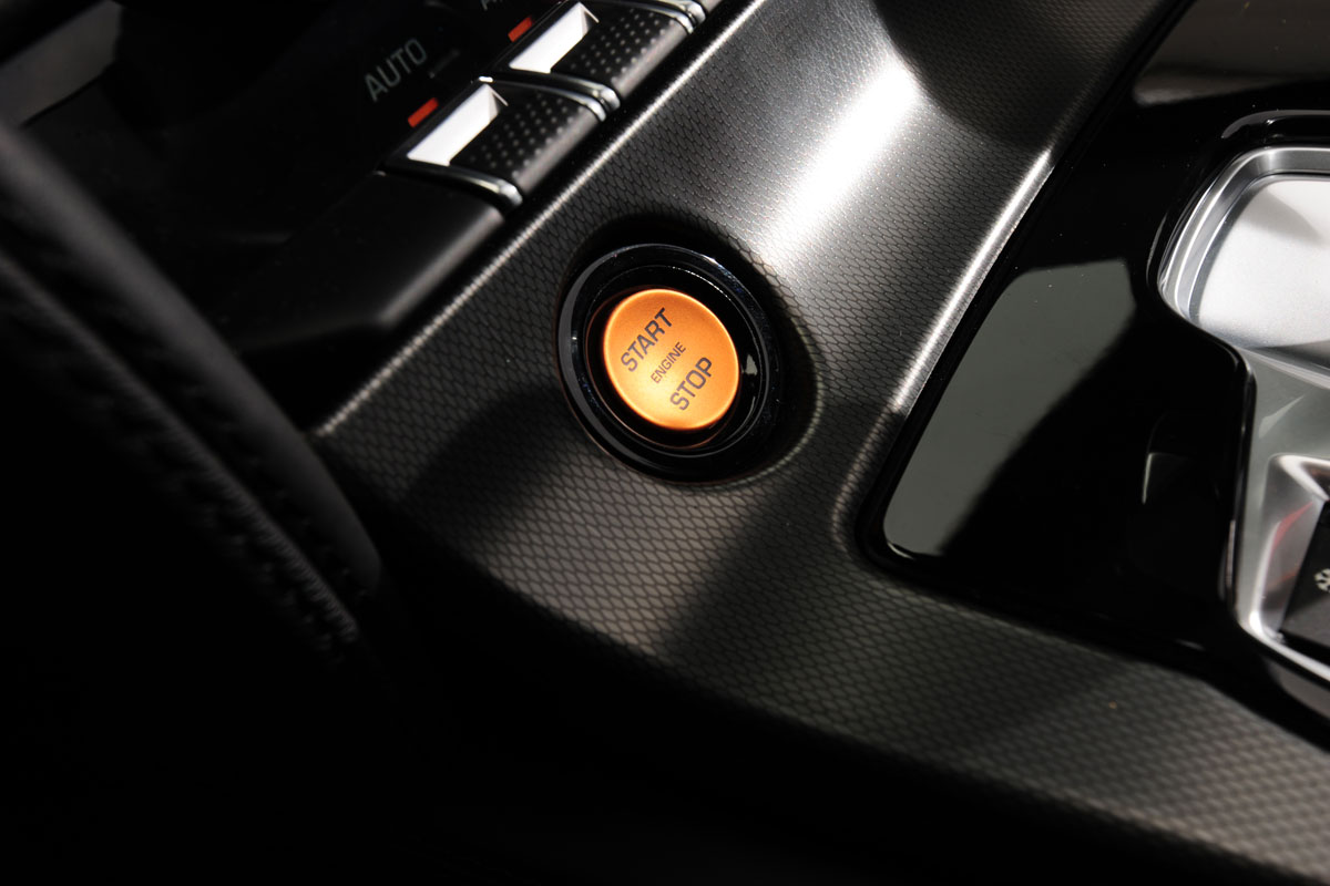 Jaguar F-Type cabin detail
