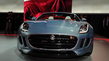 Jaguar F-Type badge