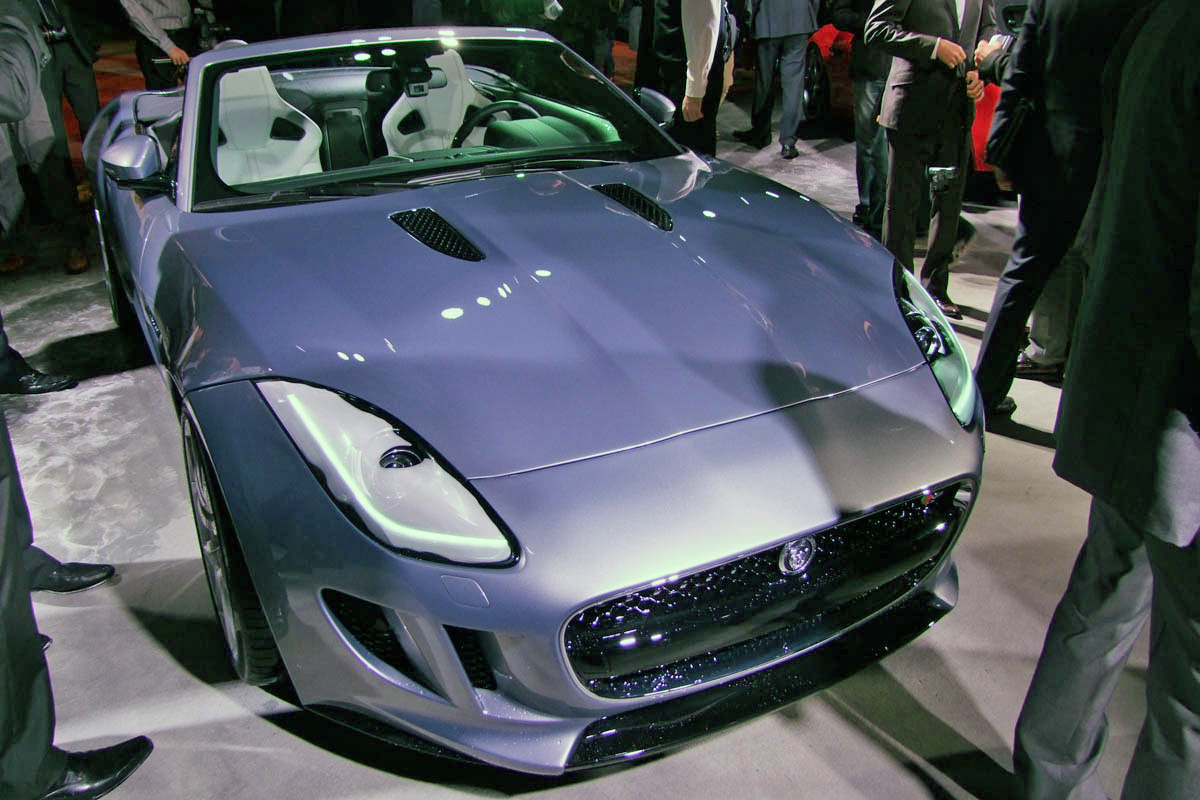 Jaguar F-Type Roadster front three-quarters
