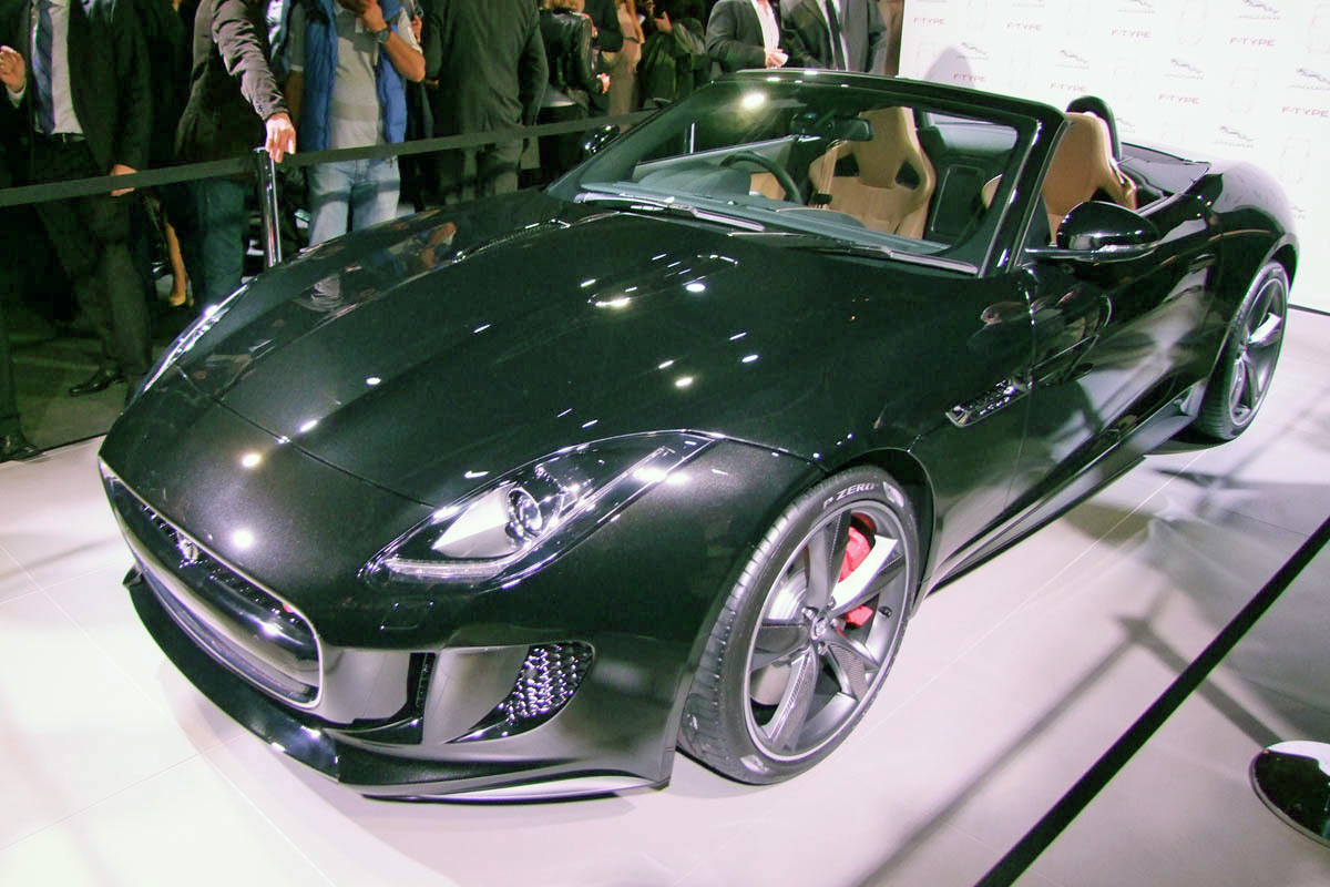 Jaguar F-Type Roadster front three-quarters