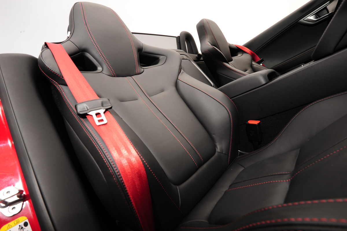 Jaguar F-Type S seats
