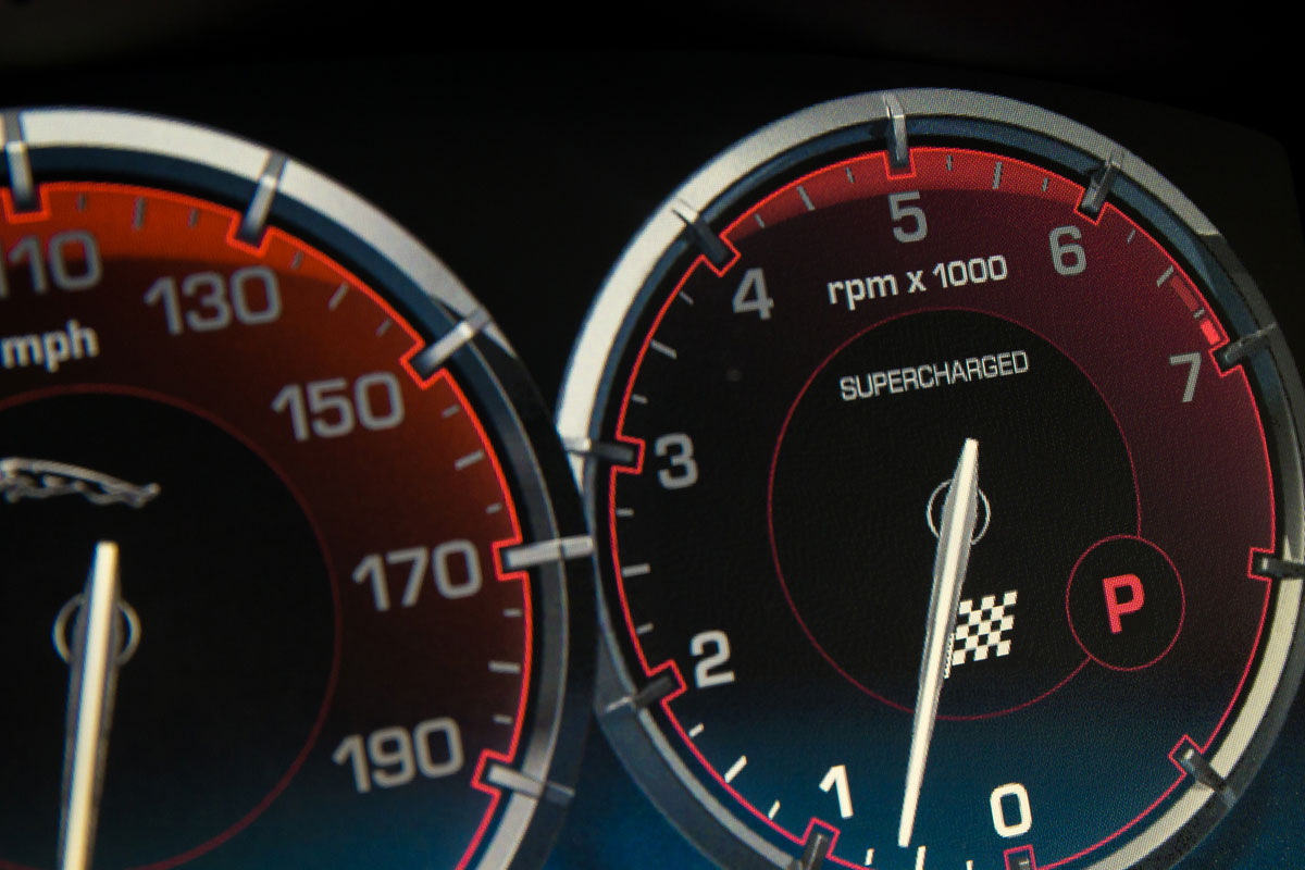 Jaguar XJR dials
