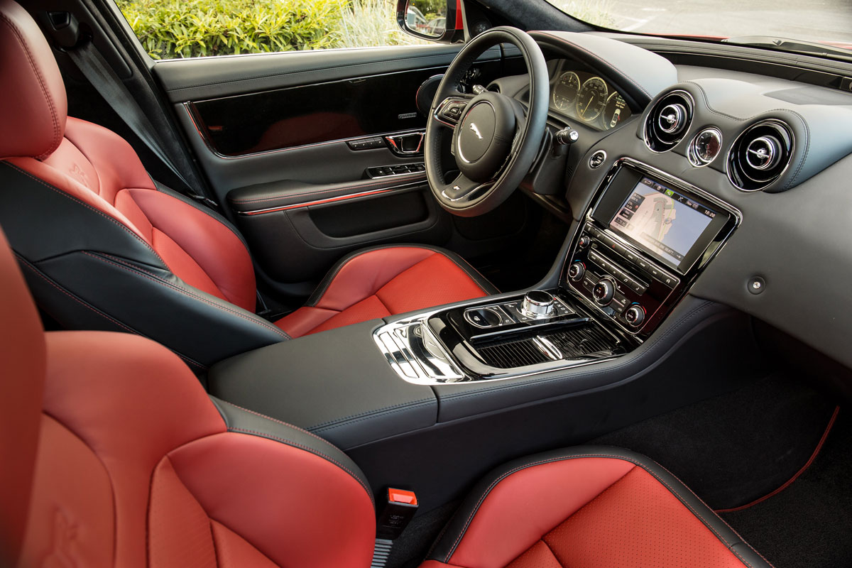 Jaguar XJR interior