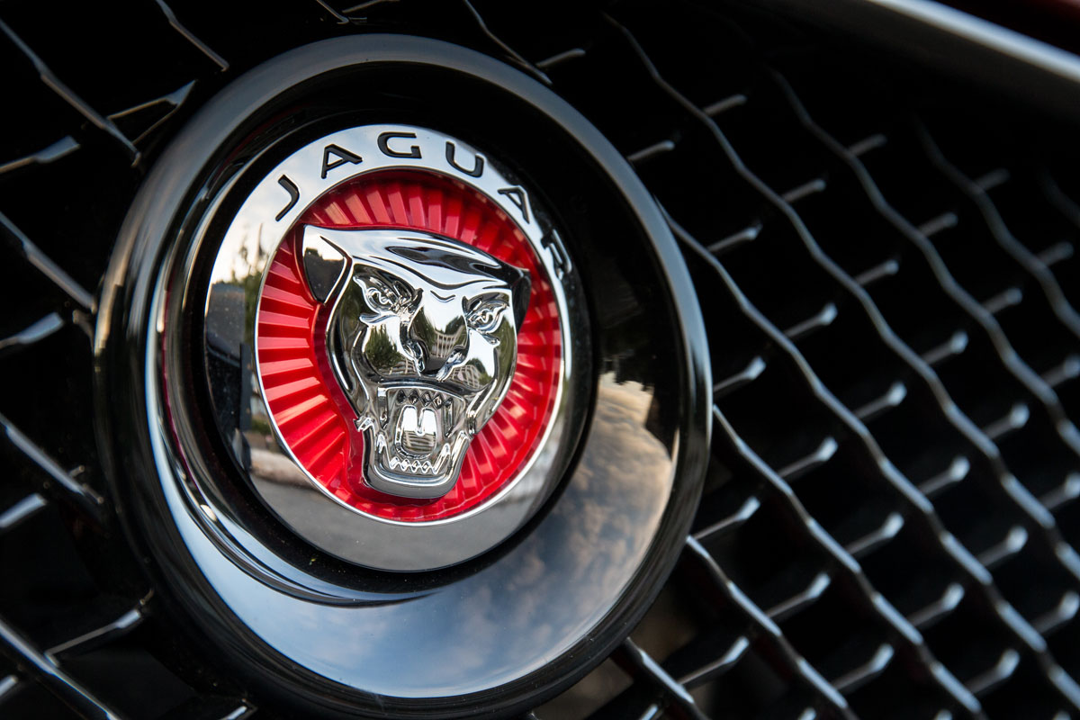 Jaguar XJR badge