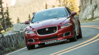 Jaguar XJR front action