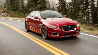 Jaguar XJR action