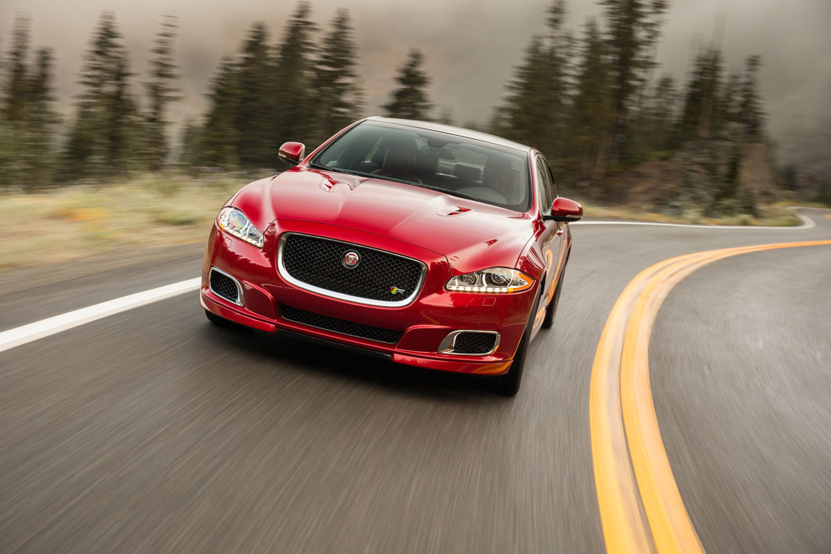 Jaguar XJR front track 2
