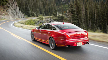 Jaguar XJR rear side tracking