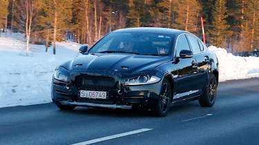 Jaguar XS front three-quarter