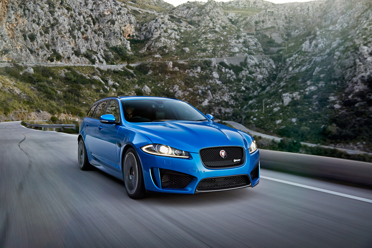 Jaguar XFR-S Sportbrake front tracking