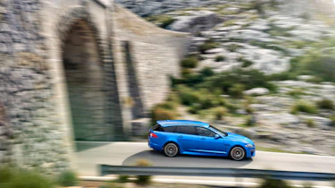 Jaguar XFR-S Sportbrake pan