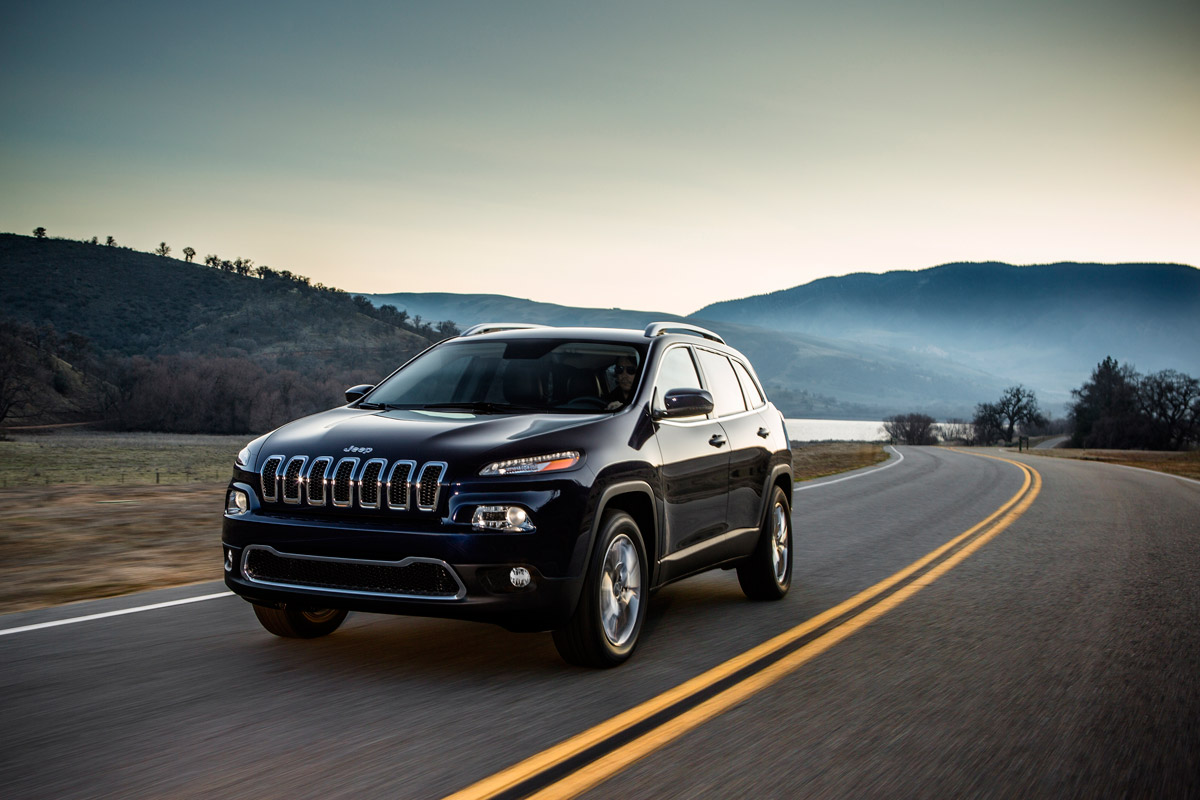 Jeep Cherokee Limited 2014 front tracking