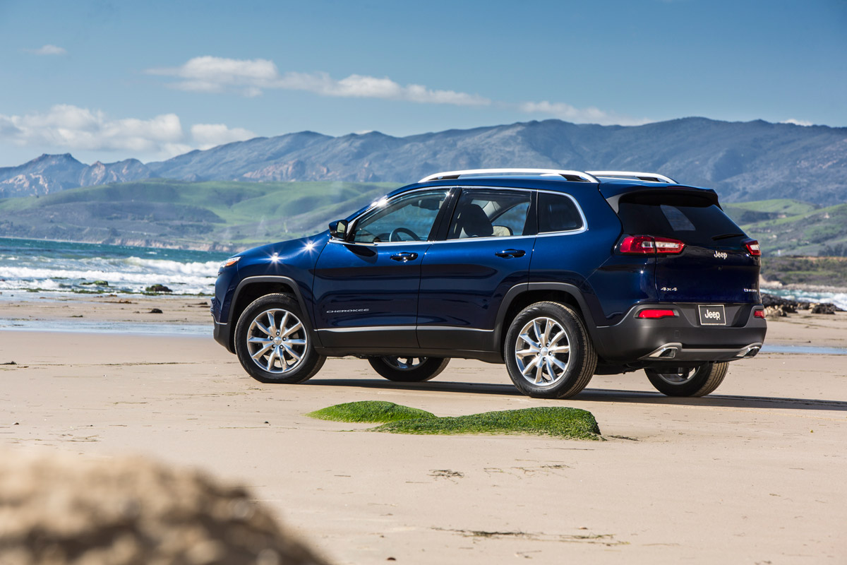 Jeep Cherokee Limited 2014 rear static