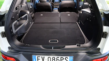Jeep Cherokee diesel 2014 boot