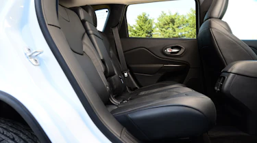 Jeep Cherokee diesel 2014 back seats
