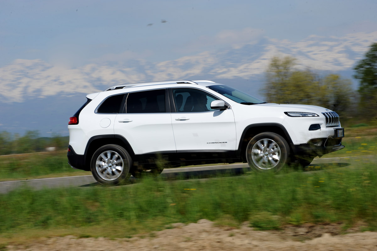 Jeep Cherokee diesel 2014 pan