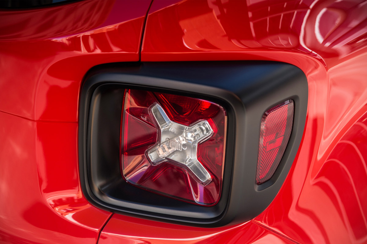 Jeep Renegade rear light