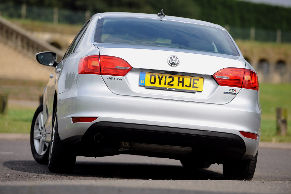 Volkswagen Jetta rear cornering