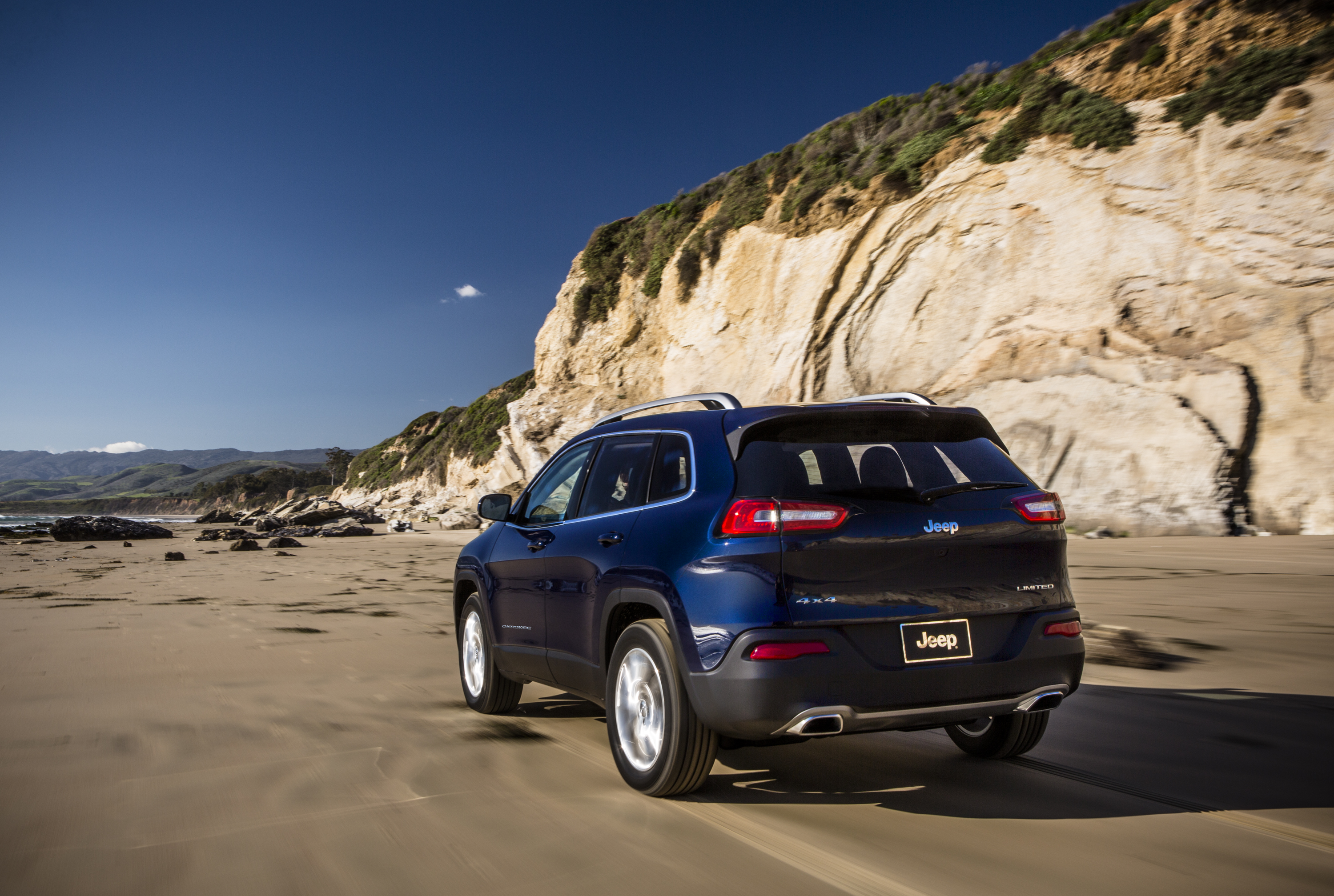 Jeep Cherokee rear tracking