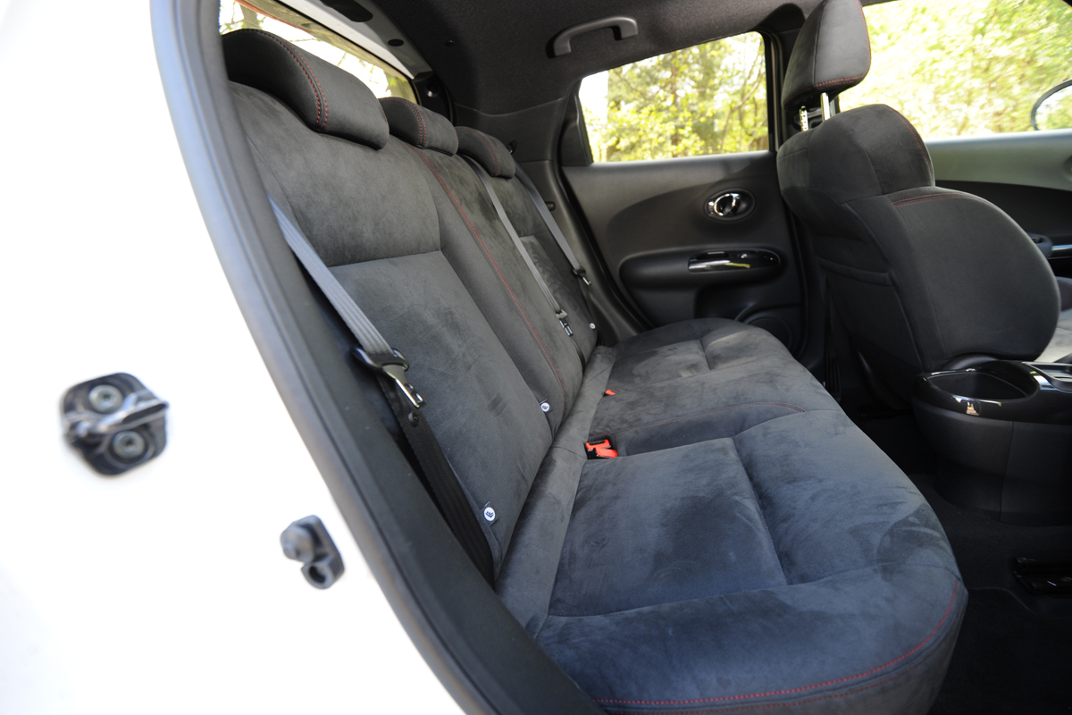 Nisan Juke Nismo rear seats