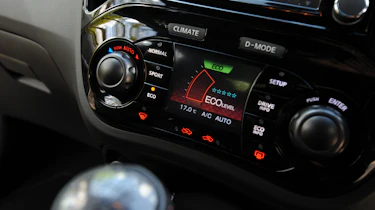 Nisan Juke Nismo stereo