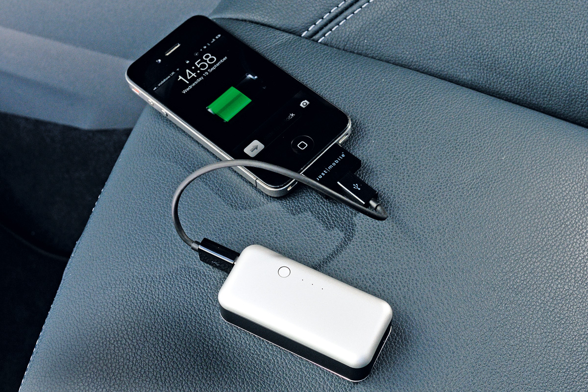 Just Mobile Gum emergency charger