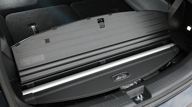 Kia Carens boot detail