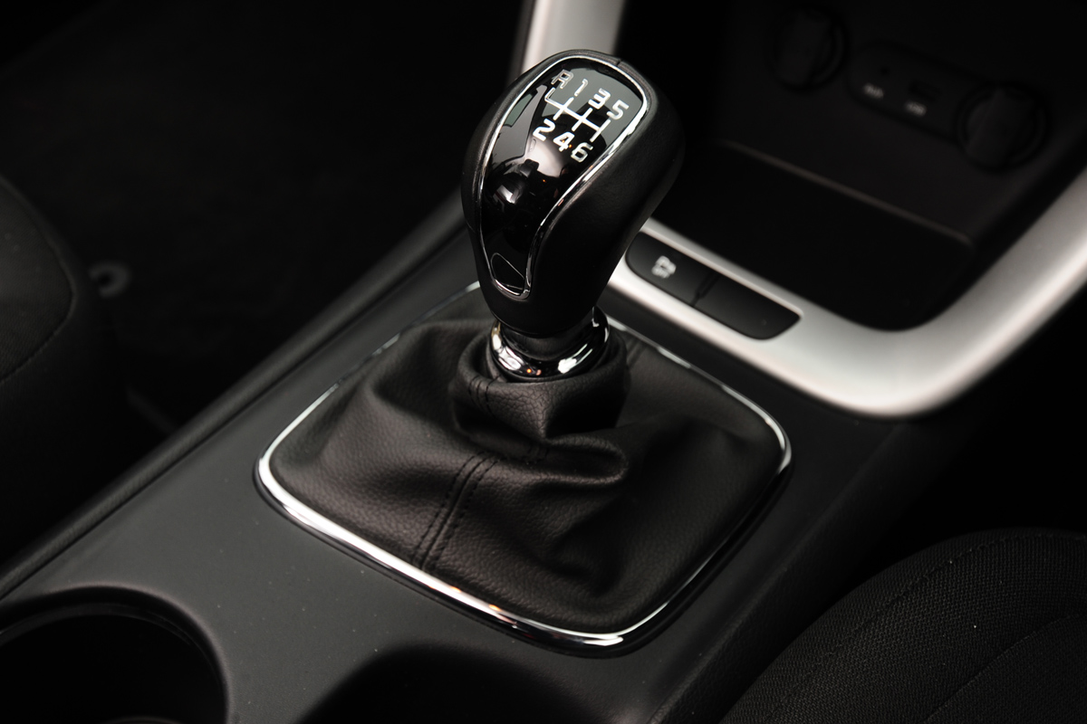Kia Cee’d 1.6 CRDi 2 gearlever
