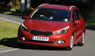Kia Cee’d Sportswagon 1 1.4 CRDi front cornering