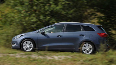 Kia Cee'd Sportwagon panning