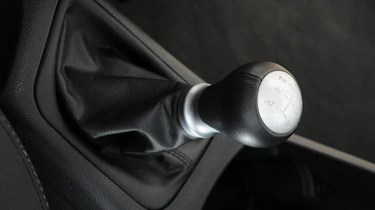 Kia Picanto 1 1.0 gearlever