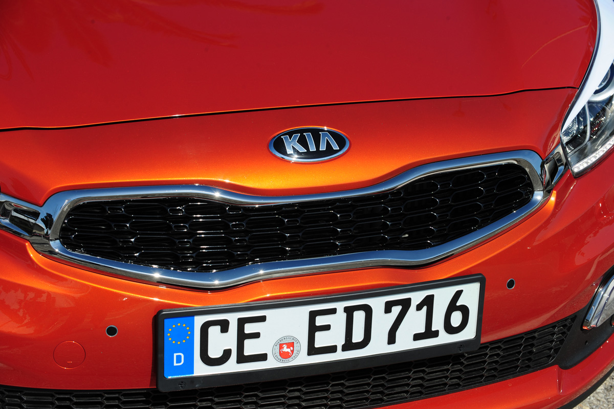 Kia Pro_cee'd grille