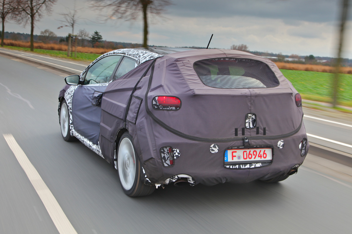 Kia Pro_cee’d GT rear action