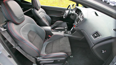 Kia Pro_cee’d GT interior