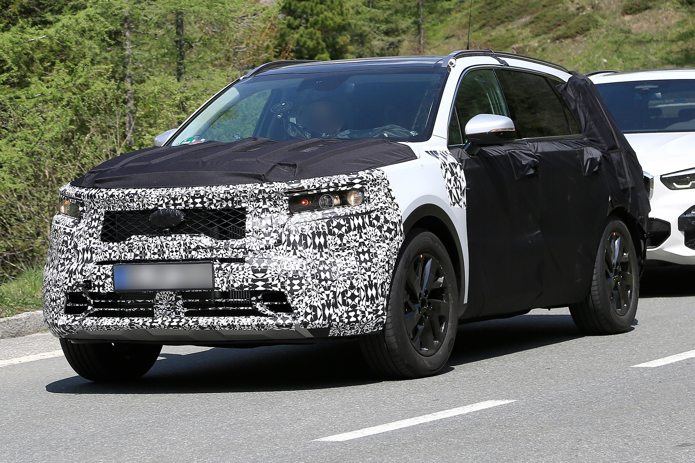 Kia Sorento facelift front interior