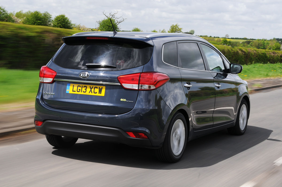 Kia Carens rear action