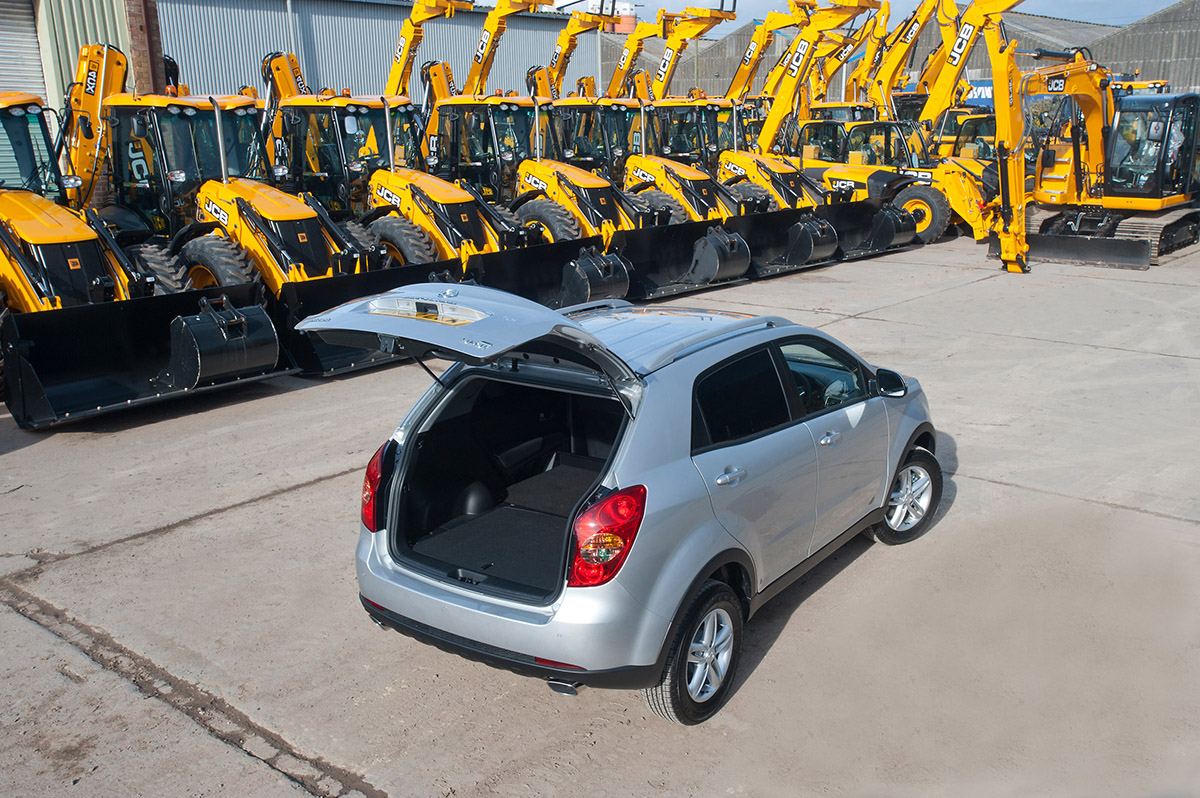 Korando CSX with bootlid open