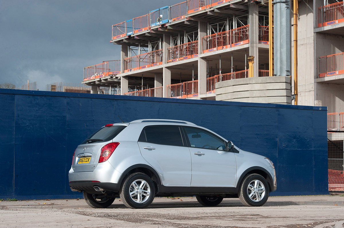 Korando CSX right side