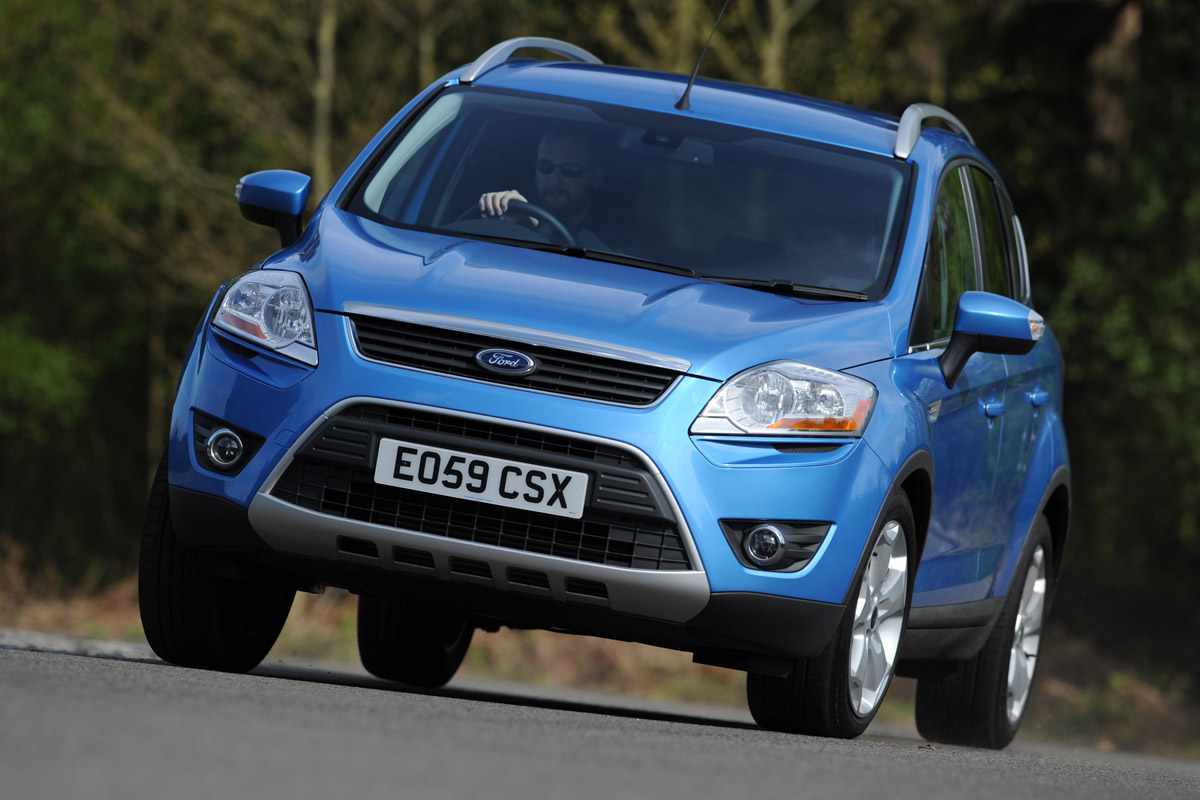Ford Kuga front cornering