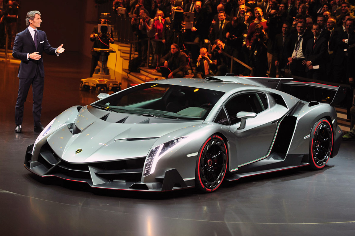 Lamborghini Veneno front