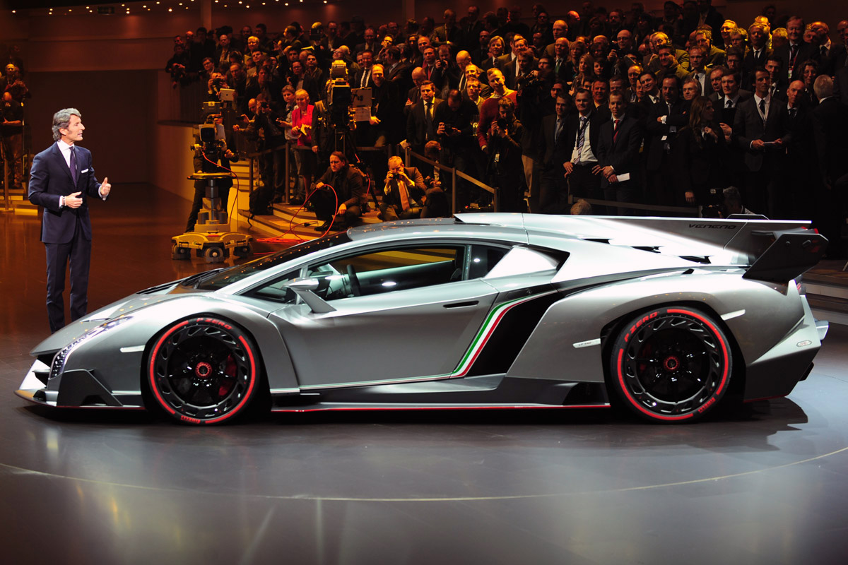 Lamborghini Veneno side