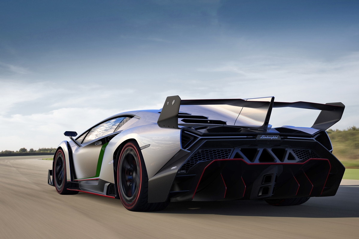 Lamborghini Veneno rear action