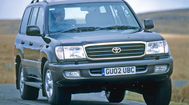 Toyota Land Cruiser Amazon front cornering