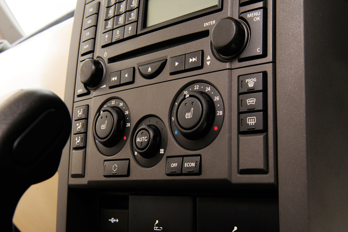 Land Rover Discovery air-con