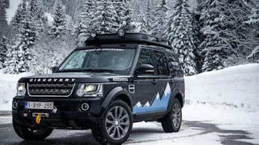 Land Rover Discovery XXV front